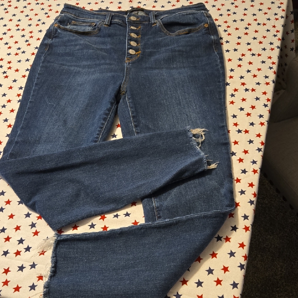 Judy Blue Dark Blue Distressed Skinny Jeans